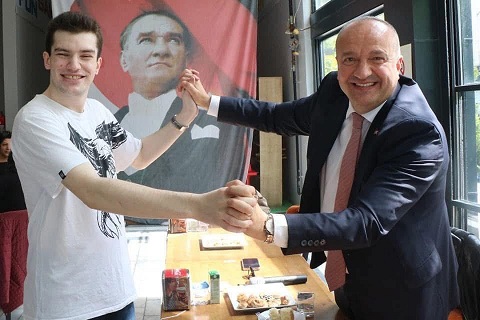 Çınarcık Belediye Başkanı Avni Kurt’un 19 Mayıs mesajı:
